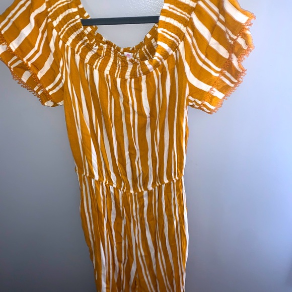 Jump suit - Picture 2 of 2